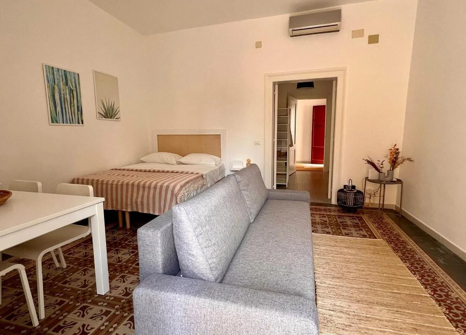 Biscottai Port Apartments Trapani Italy